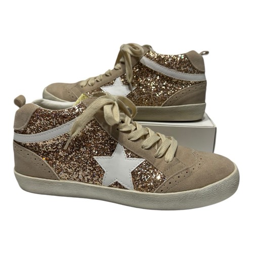 Mi.iM Gold Glitter Sneaker With Star Applique Women's 7.5 Miracle Miles Design