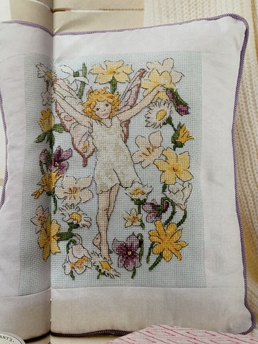 REVISTA The World Of Cross Stitching lista desplegable de varias opciones - Imagen 457 de 559