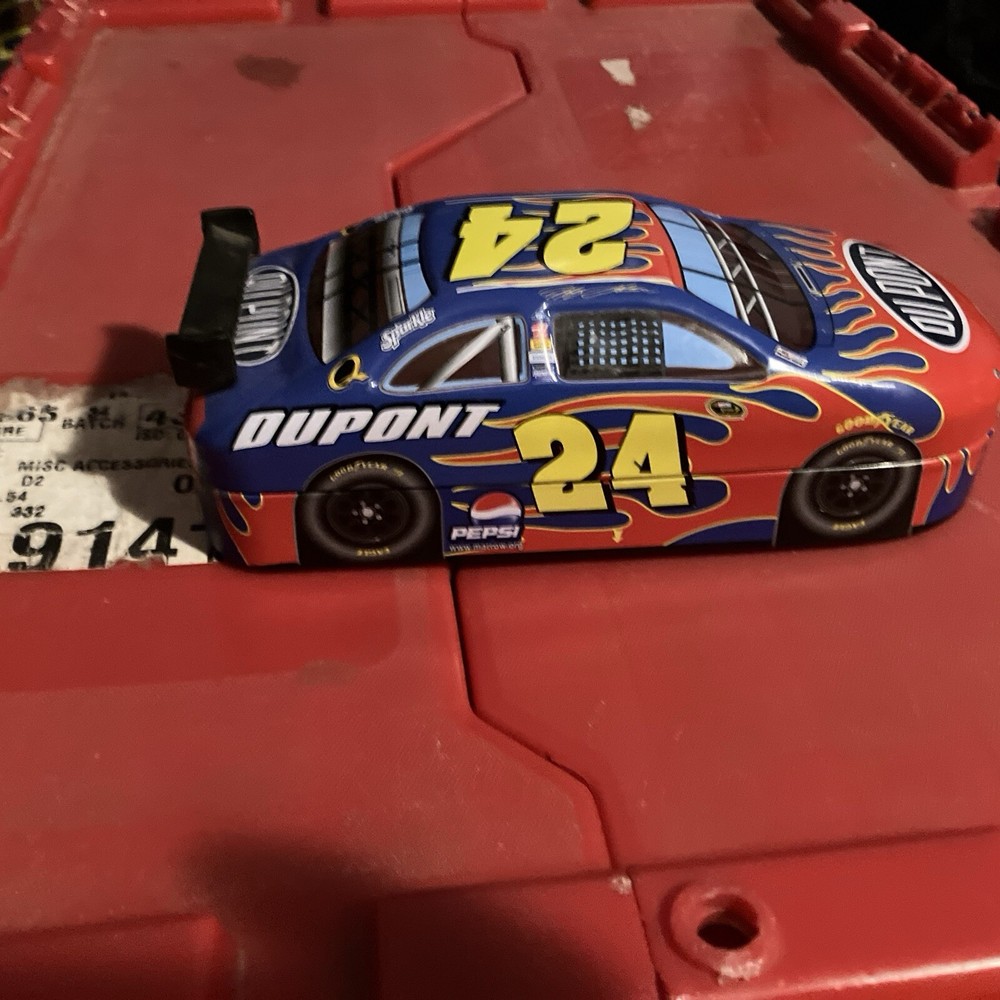 NASCAR Jeff Gordon Rare Collectible Tin Racing Car Candy Tin #24 Dupont Flames