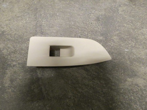 Original VW Passat CC Aufnahme Schalter Fensterheber hr A14267 3c8867376