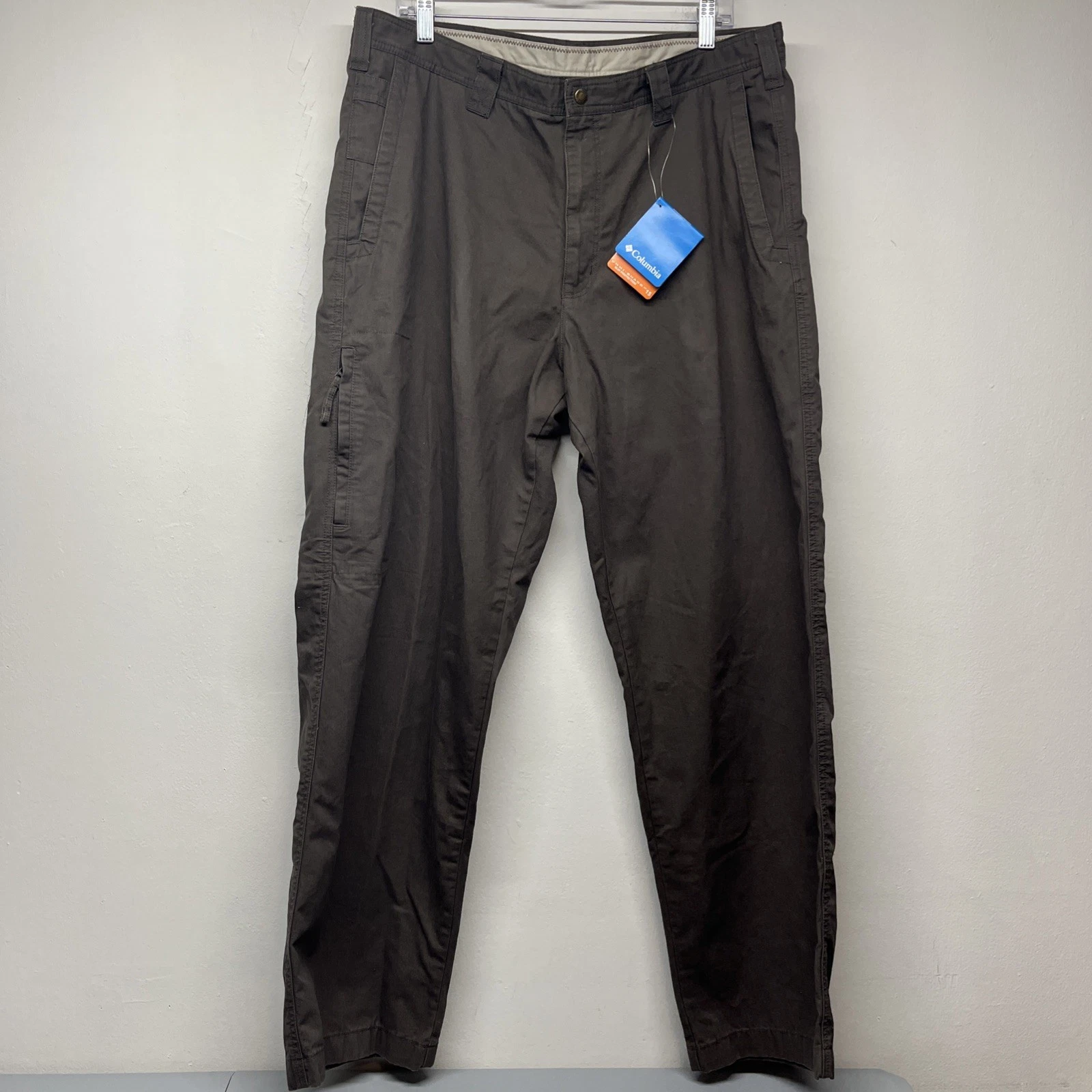 NWT COLUMBIA Fort Rock Mens outdoor hiking Cargo Utility Pants 38x32