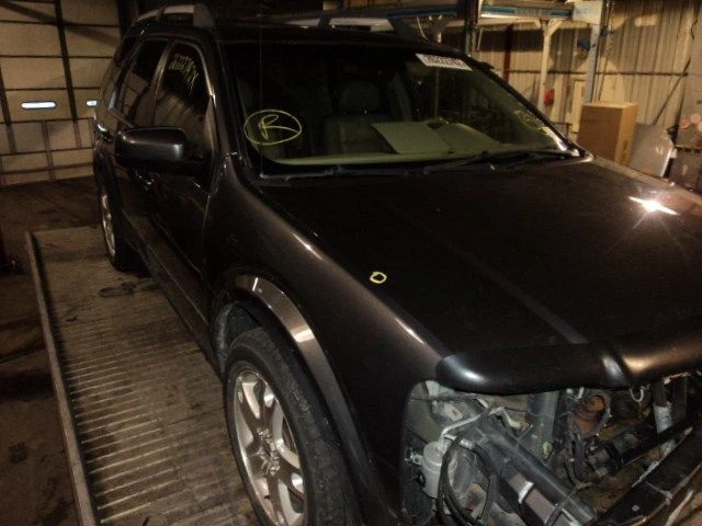 Черное зеркало заднего вида 2005 Ford Freestyle с автоматическим затемнением - Изображение 4 из 4