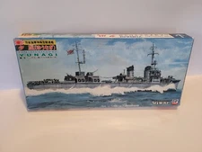 Pit-Road Skywave 1/700 Yunagi Destroyer