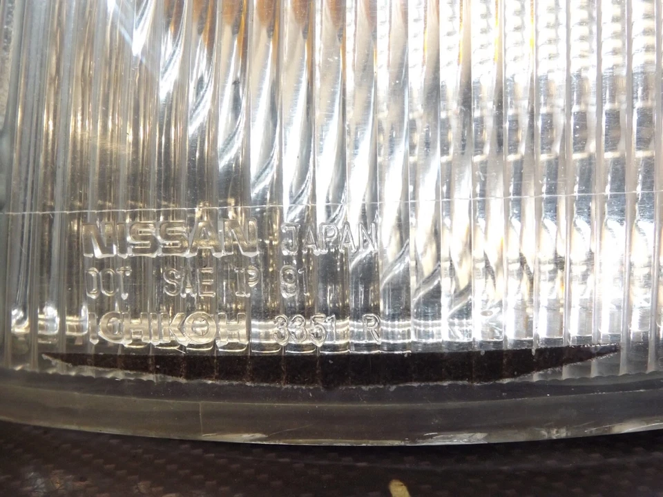 94-96 USDM OEM Infiniti Q45 передний пассажирский боковой угловой фонарь лампа ICHKOH 3351 R - Изображение 2 из 4