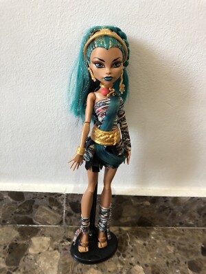 MUÑECA MONSTER HIGH NEFERA DEL NILO MATTEL