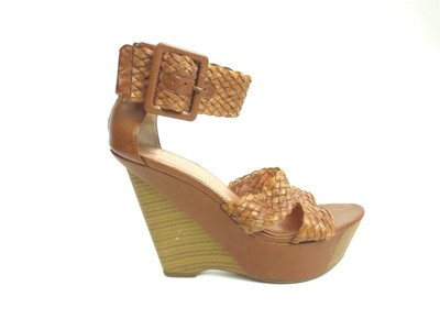bcbg shoes sandals
