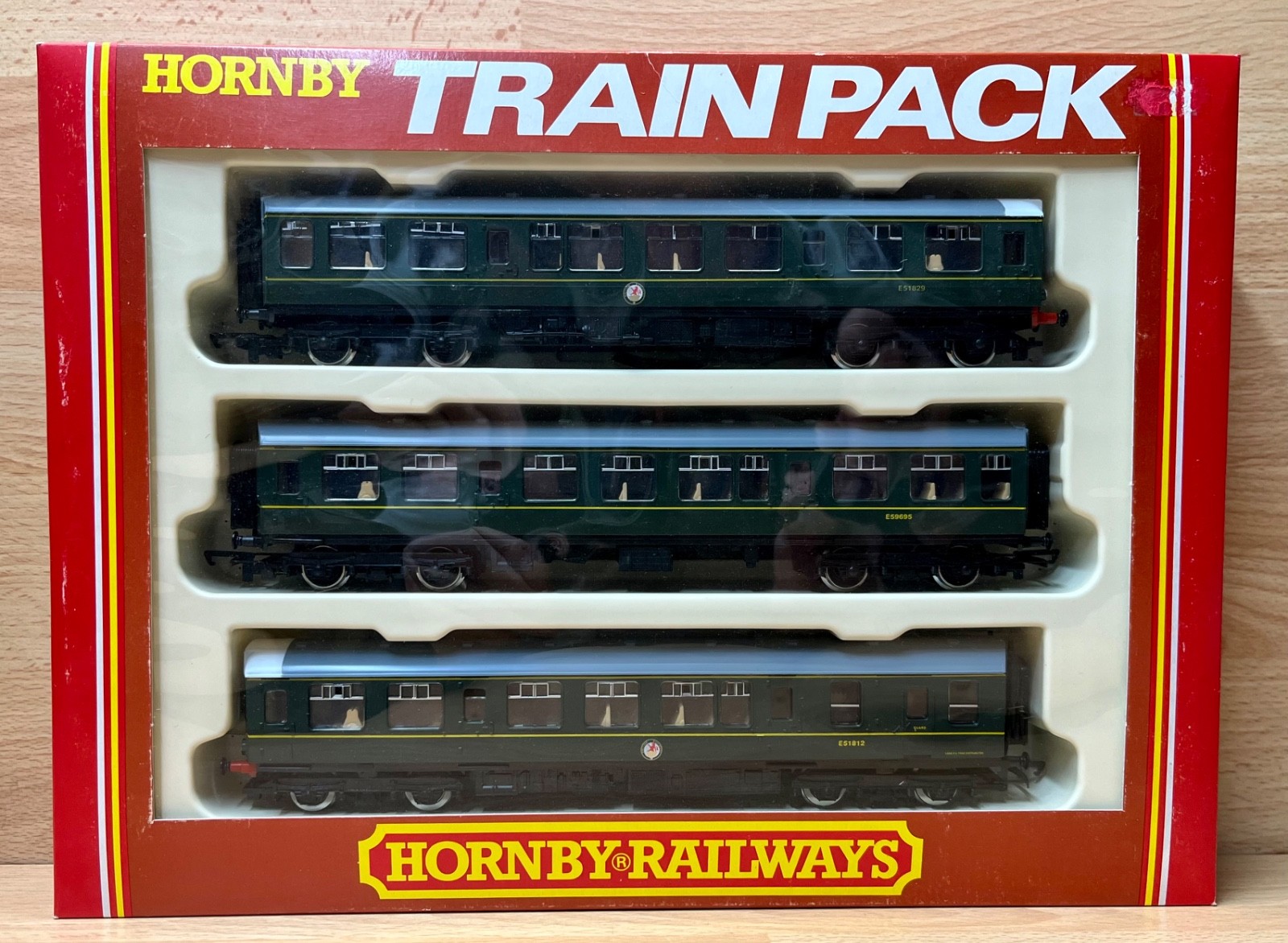 Hornby 'OO' Gauge R369 British Rail Class 110 3-Car DMU Boxed.