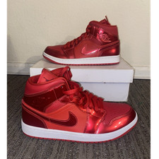 Jordan Air Jordan 1 Mid SE Women s Mid Top Sneakers Red/White DH5894-600 2021