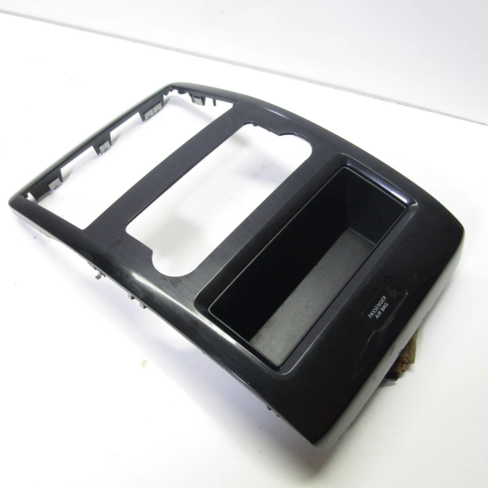 Nissan Titan PRO-4X 2013-2015 radio bisel acabado instrumento panel de ajuste negro OEM Foto 2 de 4