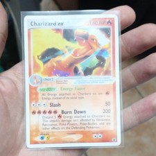 Nintendo Pokémon Charizard ex Vintage 105/112 EX ENG 2004