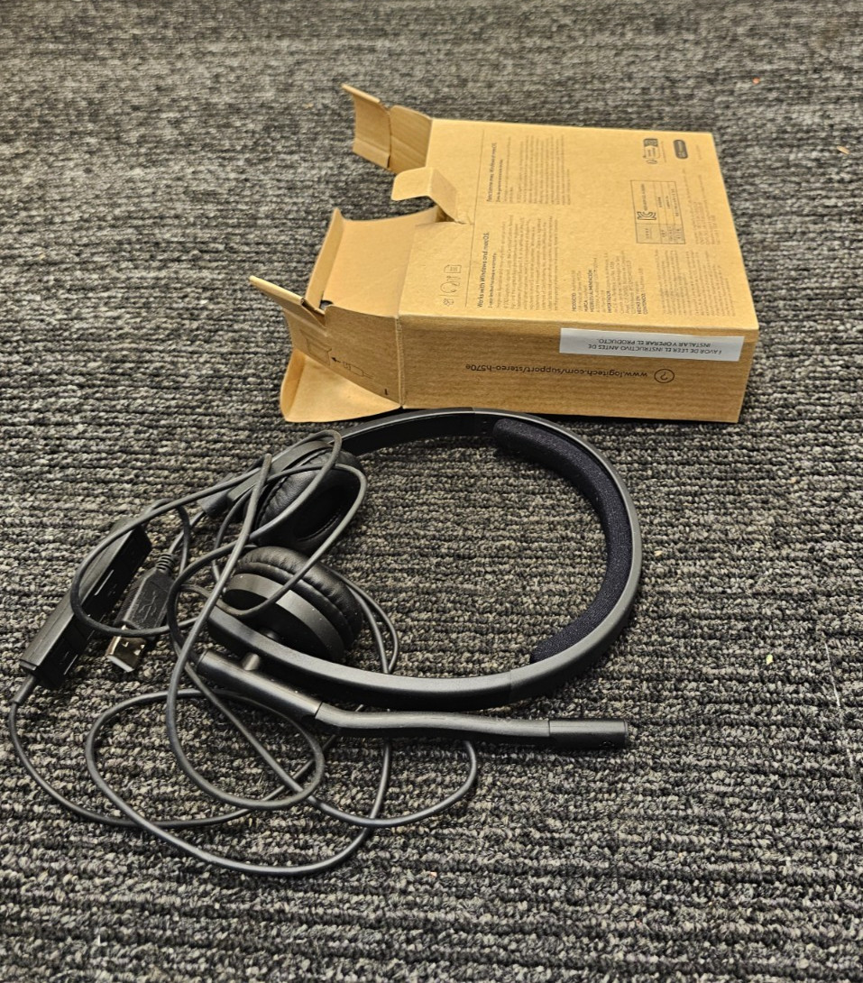 Logitech A-00064 881-000228 H570e USB Headset Stereo Headpho