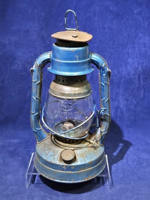 Vintage Dietz Little Wizard Oil Lantern Blue, With Original Glass 