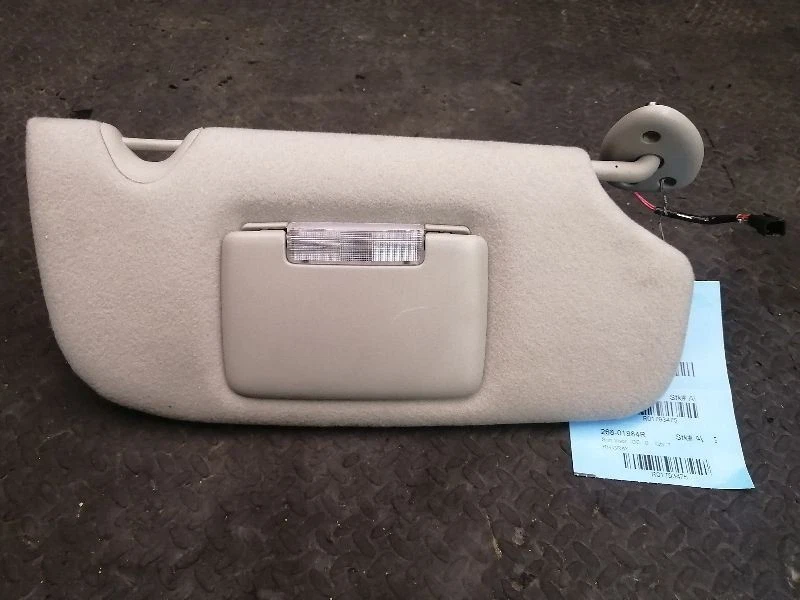 Passenger Right Sun Visor With Illumination Fits 05-07 ENVOY 1793475 - Image 2 of 4