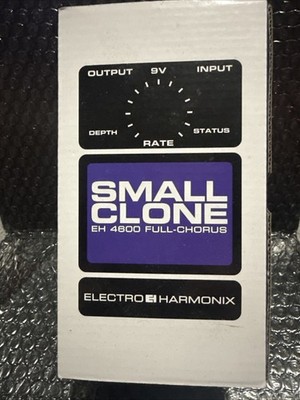 Electro-Harmonix EH 4800 Small Clone Full Chorus Guitar Pedal