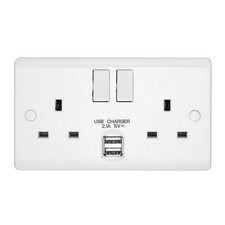 Volex Double USB Socket 2 Gang Switched Plug 13A White Dual USBA D1500USBNR