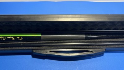 🎱 TBS-8001 Graphite Pool Cue Stick – 20 oz – with Hard Case & Key