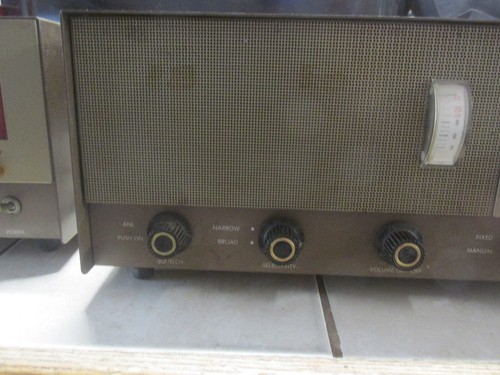 Browning Eagle R-27 Receiver and S-23 Transmitter 23 Channel CB Radio Powers On - Picture 4 of 9