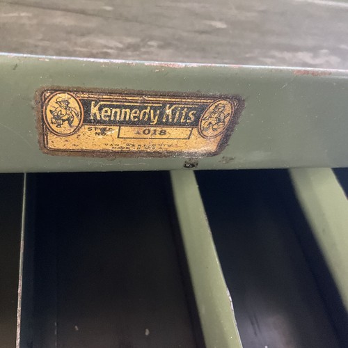 Vintage Kennedy #1018 Cantilever Metal Tool Box Chest Single Latch 18x10x12.5” - Picture 8 of 8