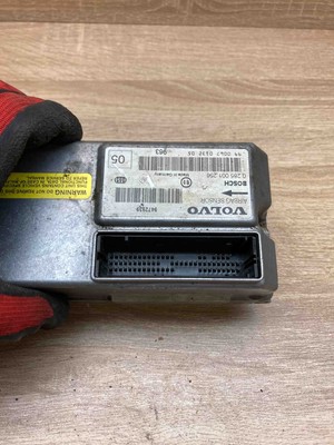 9472939 0285001256 Volvo S80 SRS Airbag Crash Sensor Main Bosch 