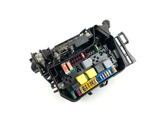 Mercedes Benz CLA Klasse W117 Sicherung Relais Stromverteilungsbox A2465403803