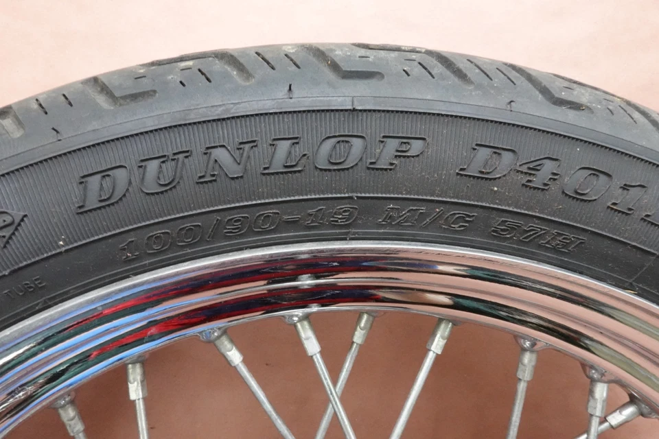 Llanta delantera Harley Davidson Dyna Low Rider FXDL 2000-2006 100/90-19 Foto 3 de 4