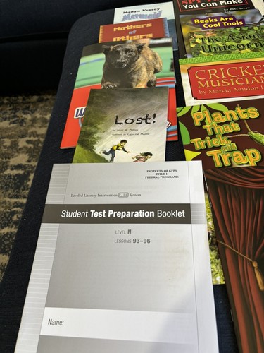 Fountas & Pinnell LLI Grade 3 Red System 65-96 + Test; 1 Set= 26 Books - Foto 8 di 8