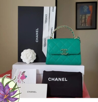 Chanel classic mini Chain Clutch black Green caviar gold hw Bag