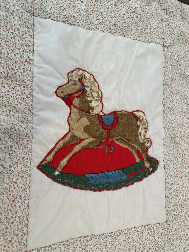 Manta bebé vintage hecha a mano caballo mecedor años 80/90 Foto 2 de 4