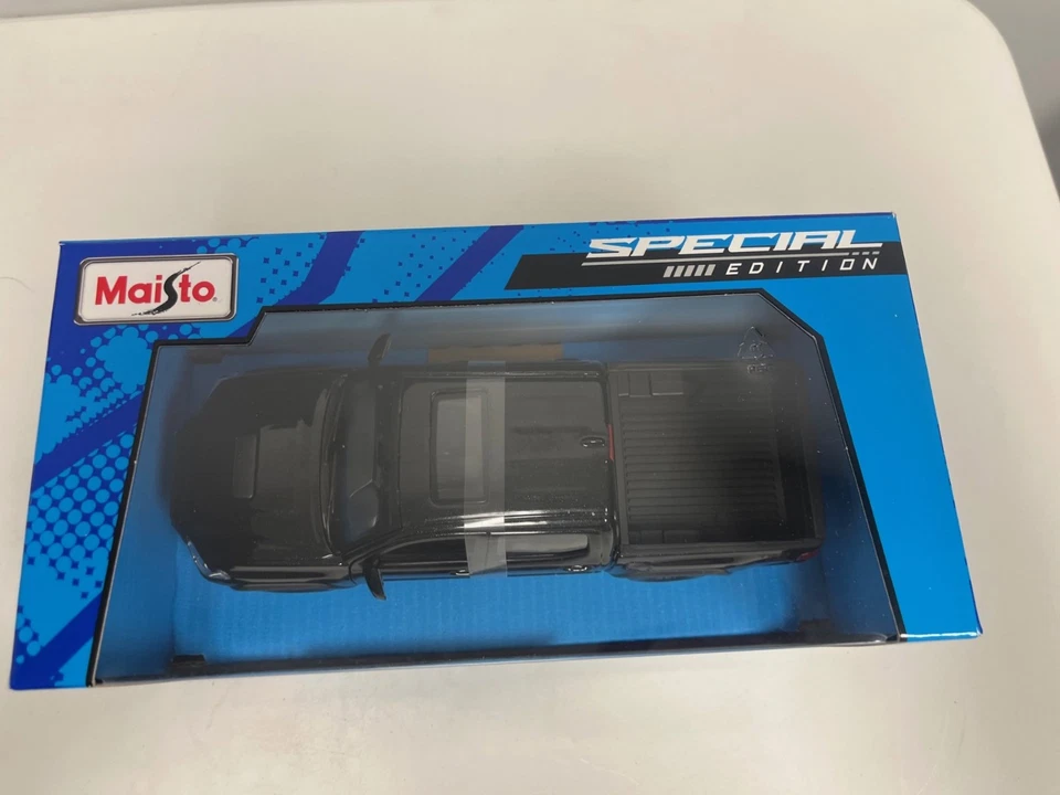 Toyota Tacoma Trd Pro 2023 camioneta pickup negro 1/27 diecast modelo coche de Maisto 32910 Foto 3 de 4