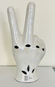 Eye-catching iridescent ceramic cone incense burner shaped like a hand ✨