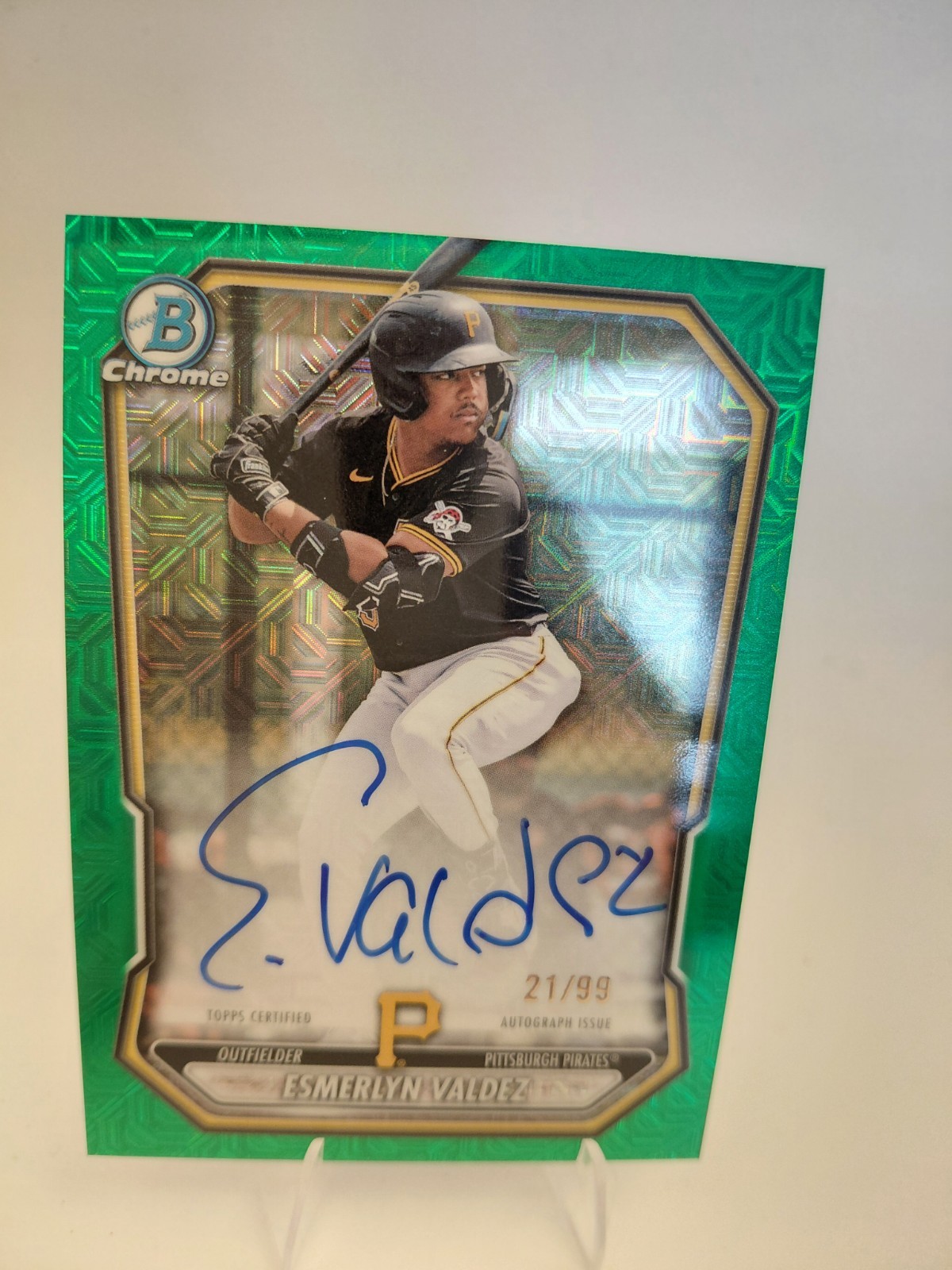Esmerlyn Valdez 2026 Bowman Green Chrome Mojo 21 /99 Auto #BMA-EV Pirates Rookie view 2