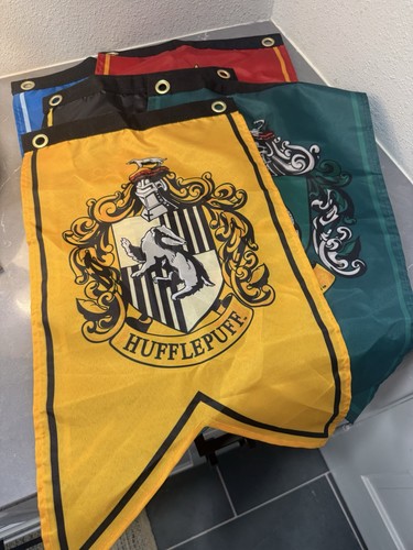 Harry Potter House Banner Flag Set of 5 - Gryffindor Slytherin Ravenclaw