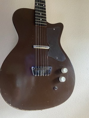 1961 Danelectro Silvertone U1 Electric Guitar