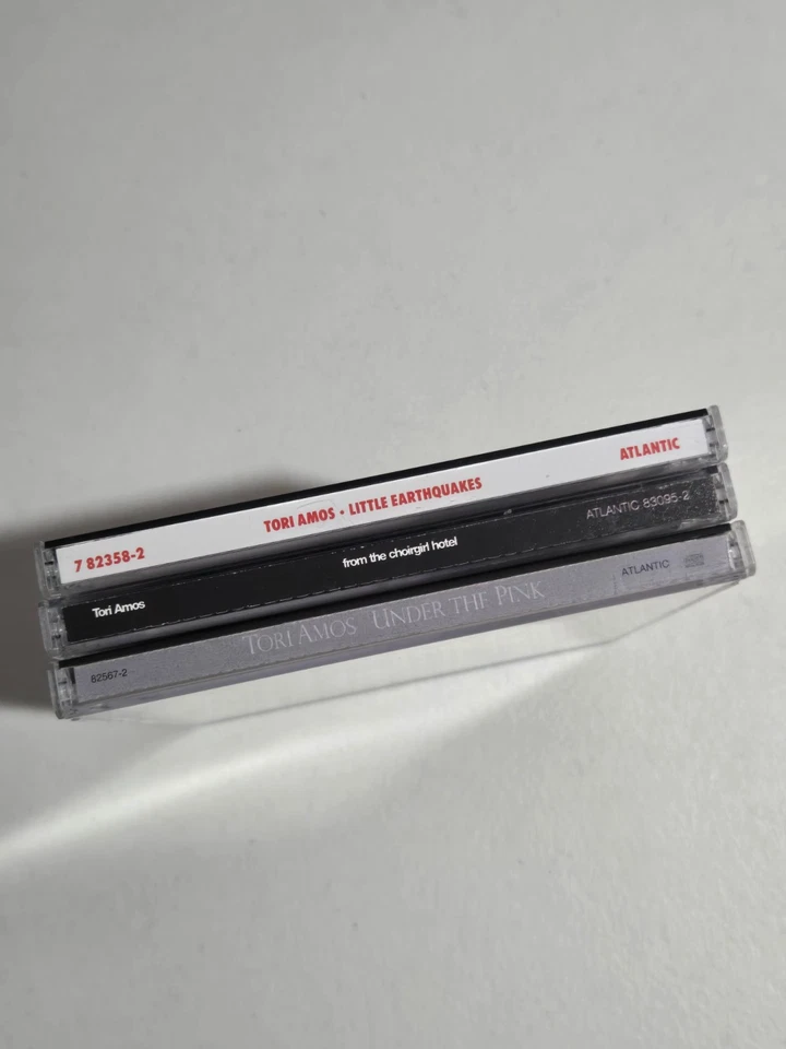 TORI AMOS CD Lot of 3 - Little Earthquakes, Under The Pink & Choirgirl Hotel Foto 4 de 4