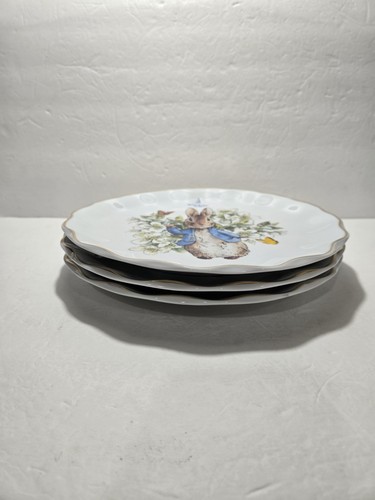 Zrike Brands PETER RABBIT Dinner Plates Scalloped Edge With Gold Trim ...