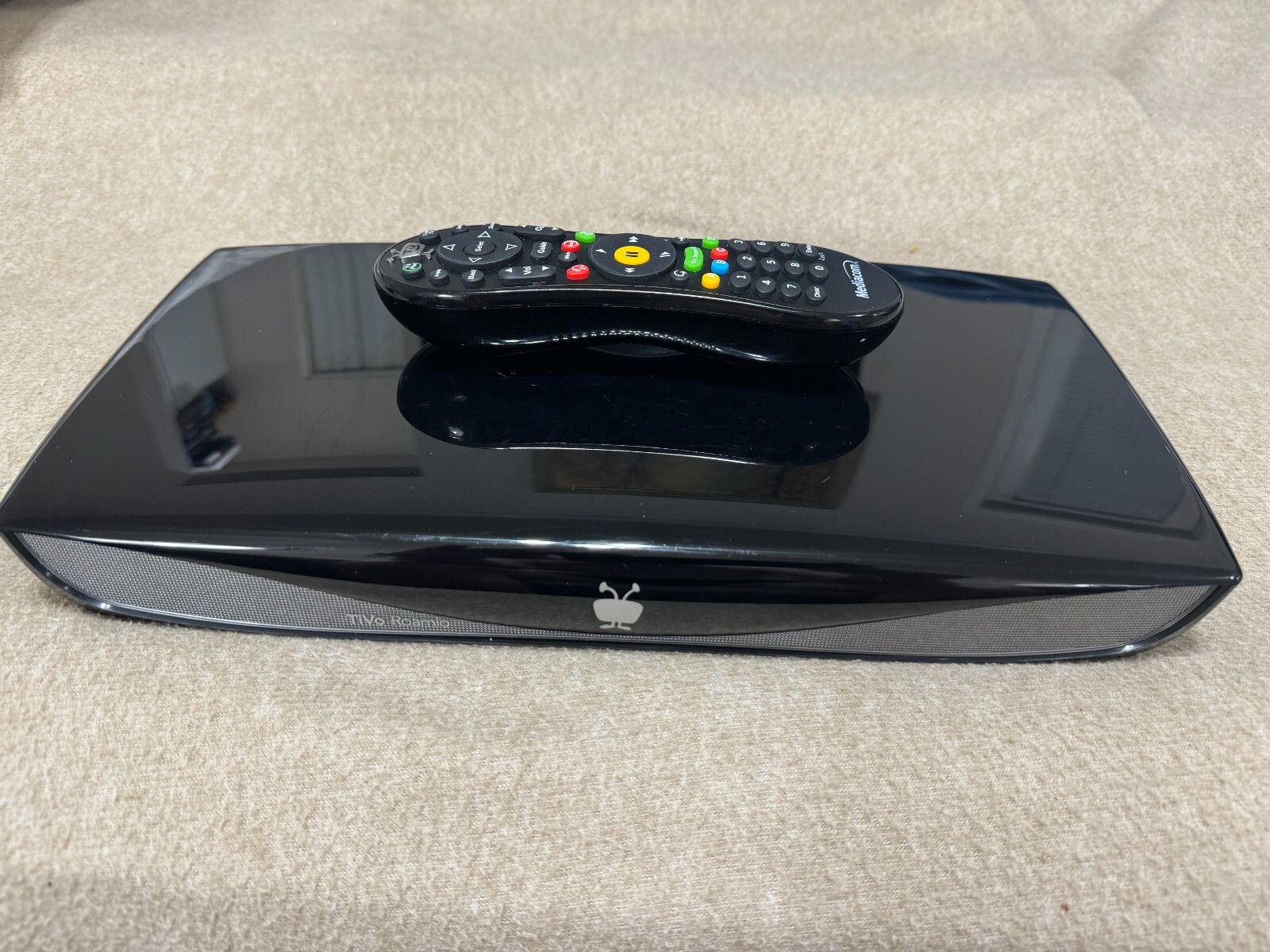 TiVo Roamio OTA Lifetime AllinOne 2TB+ TiVo Mini Lifetime All In One