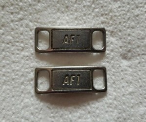 nike air force 1 silver lace tag