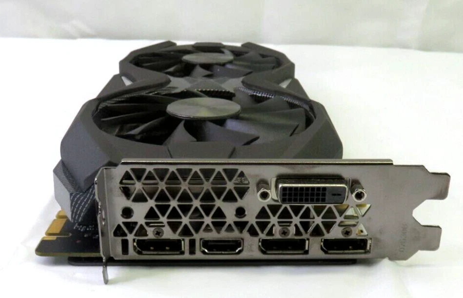 ZOTAC Geforce GTX1070 AMP! ED 8GB 256 Bit DDR5 Graphics Card, FOR PARTS/ REPAIR - Image 3 of 4