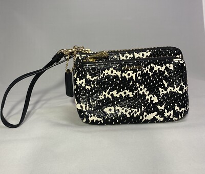 COACH 51095 MADISON PYTH DB ZIP WRISTLET BLACK WHITE | eBay