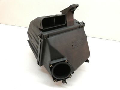 VW Passat 3B  Luftfilterkasten Luftfilter  078133837J   (03)
