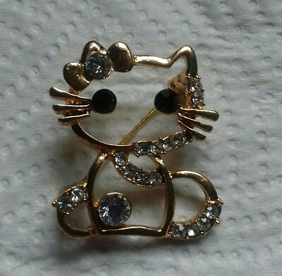 Hello Kitty Katze Brosche / Anstecknadel. Nagelneu & sehr bezaubernd & süß!  