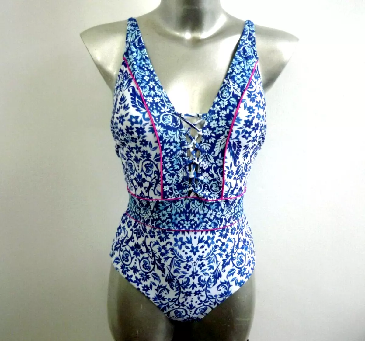 Ladies swimming costume with padded cups sale
