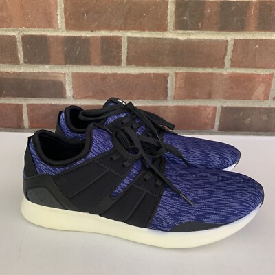 Steve Madden Men display picture 1