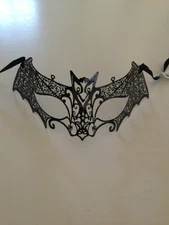  Black Laser Cut Metal Bat Venetian Masquerade Porm Wedding Party Mask Men women