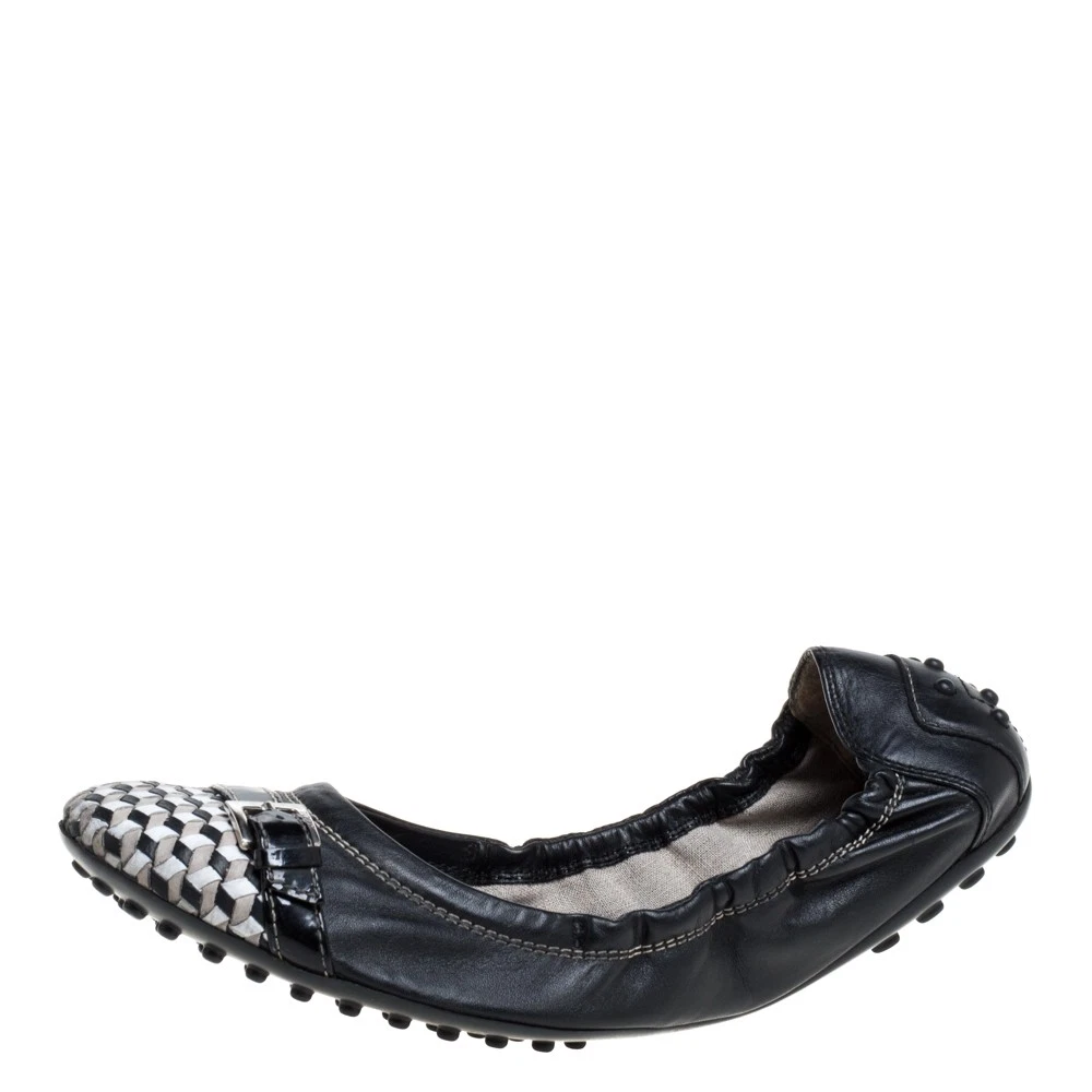 TOD’S Piastrelle da balletto scrunch in pelle nera dettaglio fibbia punta punta taglia 38