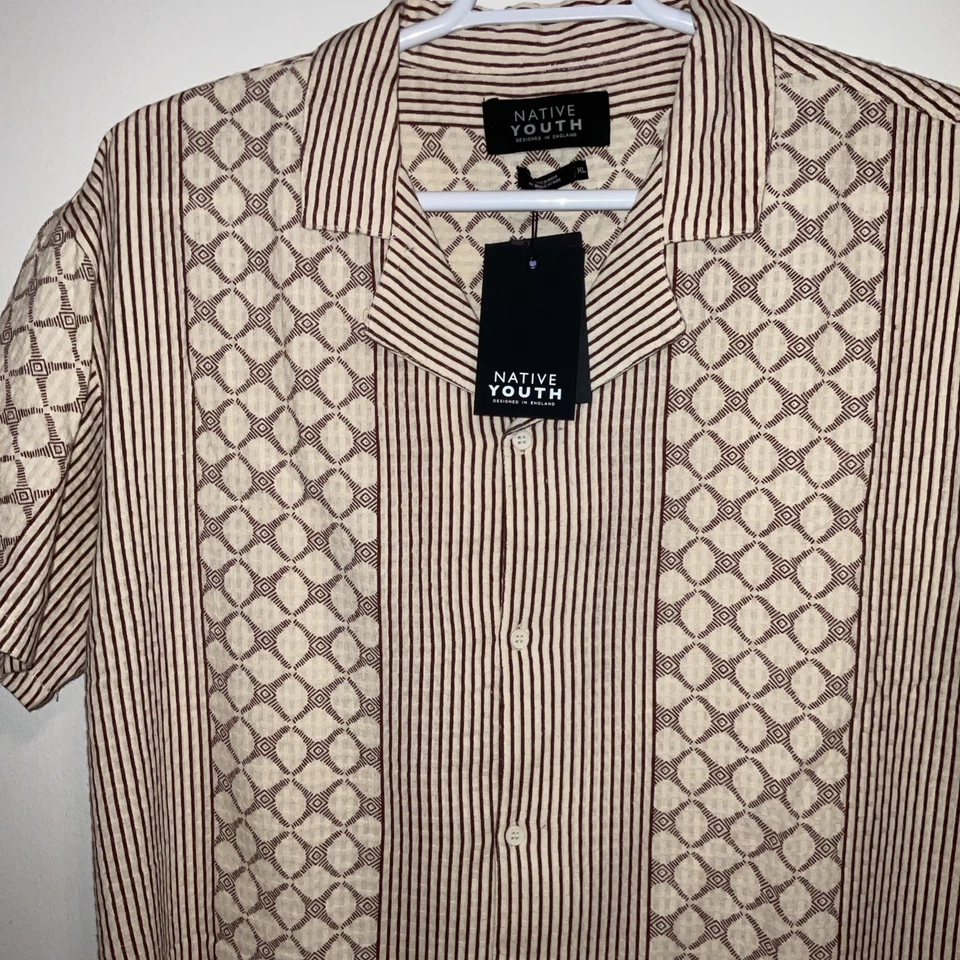 NATIVE YOUTH URBAN OUTFITTERS CREAM BROWN SEERSUCKER ENGLAND DESIGN SHIRT XL NWT - Image 2 of 4