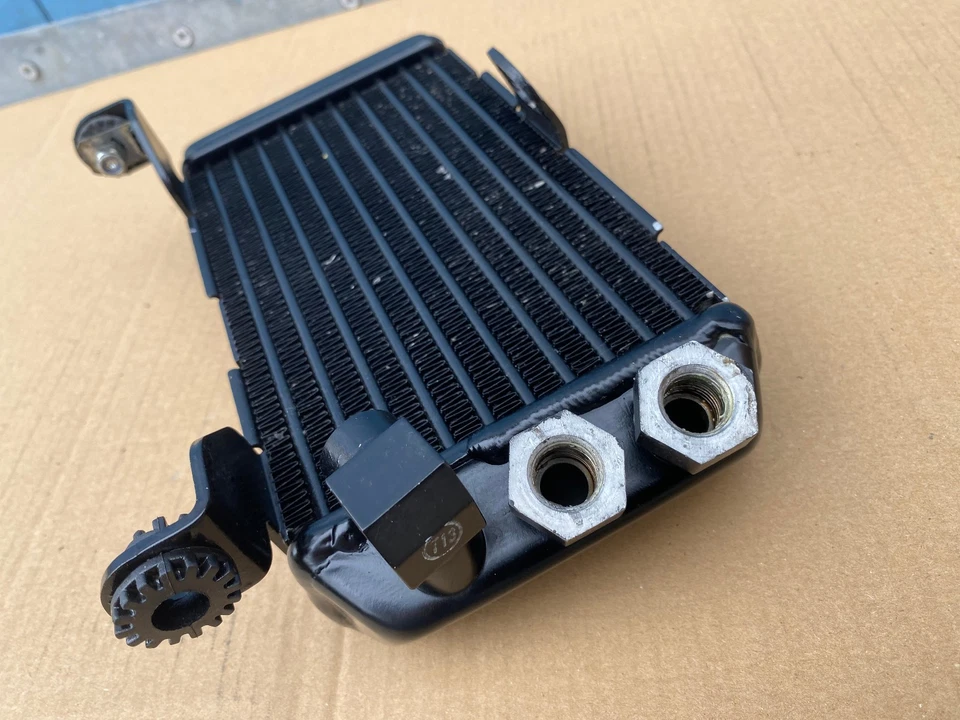 Матрица радиатора масляного охладителя Ducati Multistrada 1200 1200S - Изображение 4 из 4