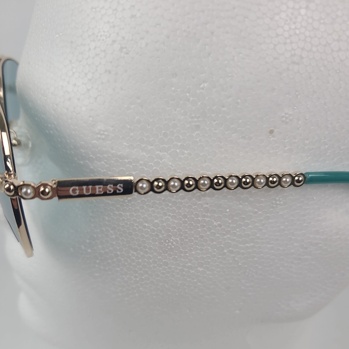 NEW GUESS GF0356 Women display picture 1
