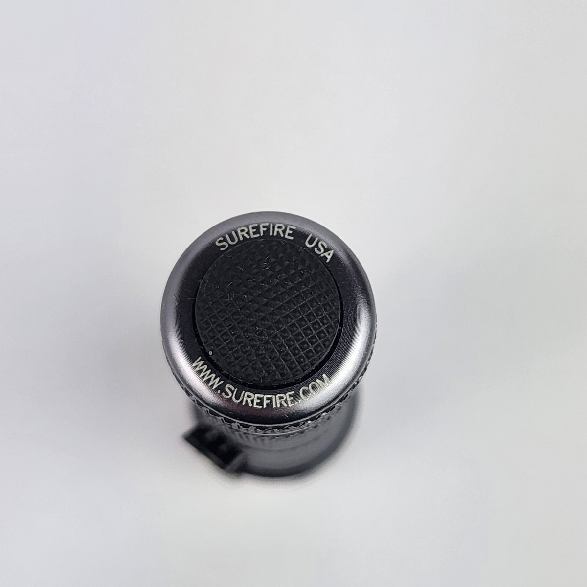 Surefire E2 Executive Tear Drop Gun Metal Flashlight USA