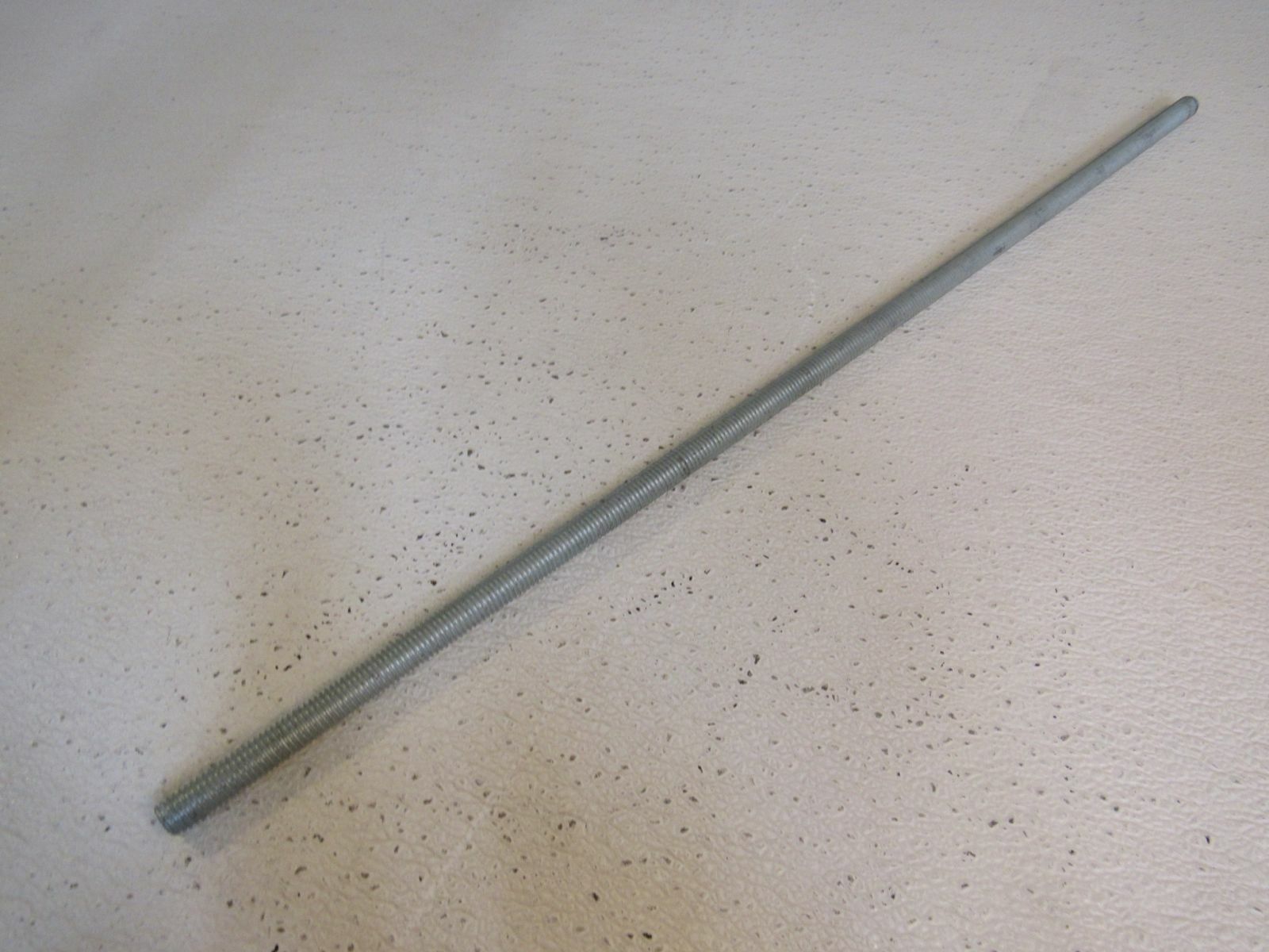 Commercial Threaded Rod 24-in x 5/8-in Silver Zinc